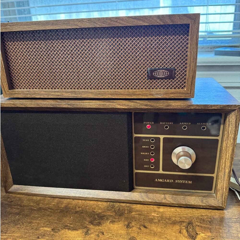 Vintage Amgard Home Security Alarm System w/ Speaker Mid-Century Woodgrain